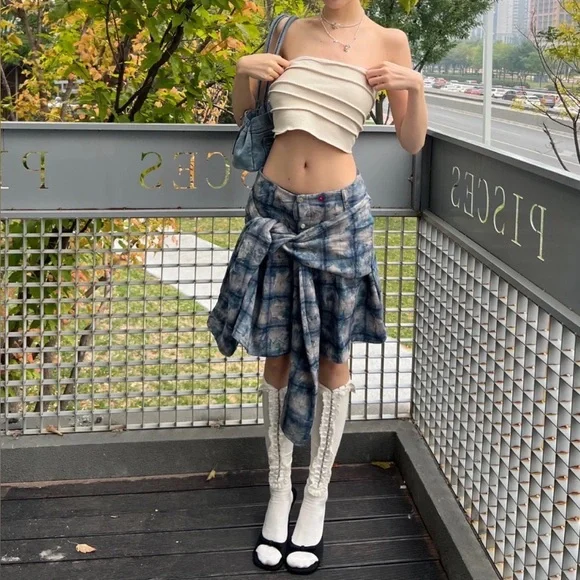 Acne Studios Blue and White Gradient Check Bandeau Blouse - Picture 4 of 12